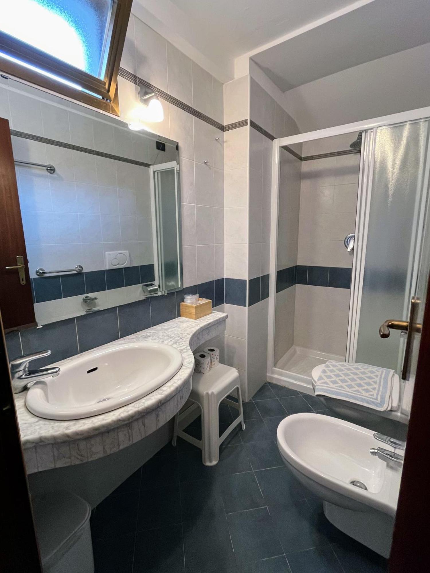 Albergo Villa Denny Римини Номер фото